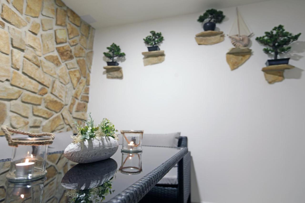 Wellness Penzion Kristýna - Áčko Hrádek nad Nisou Esterno foto