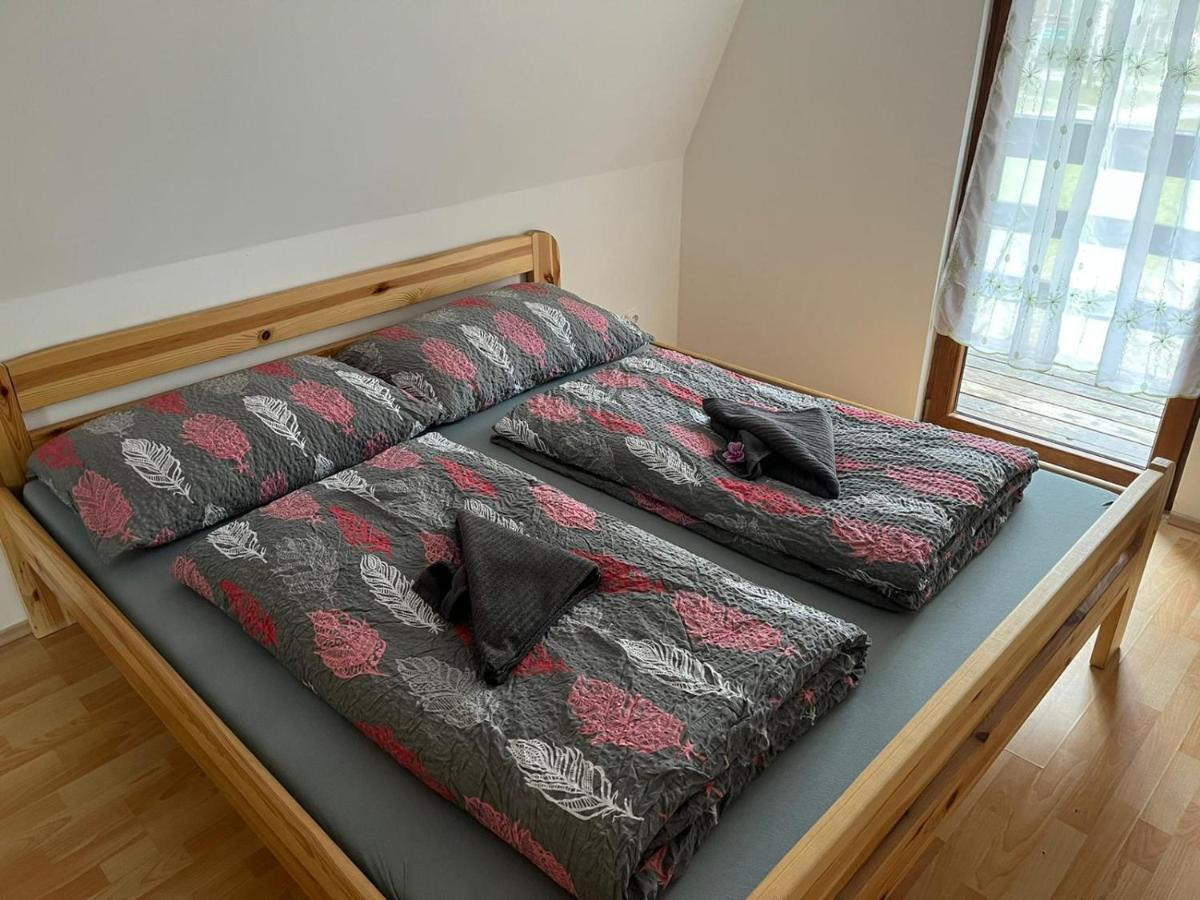Wellness Penzion Kristýna - Áčko Hrádek nad Nisou Esterno foto