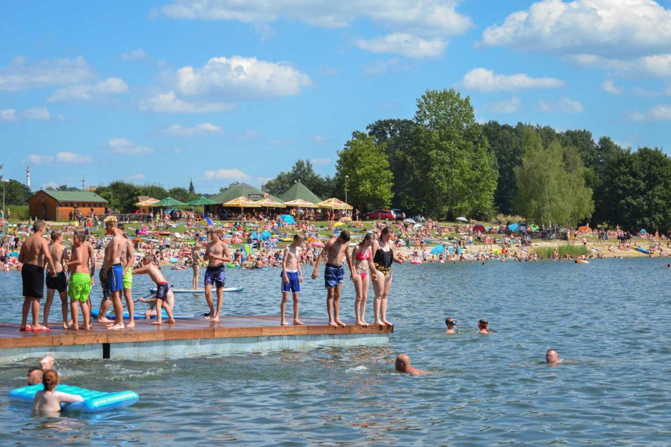 Wellness Penzion Kristýna - Áčko Hrádek nad Nisou Esterno foto